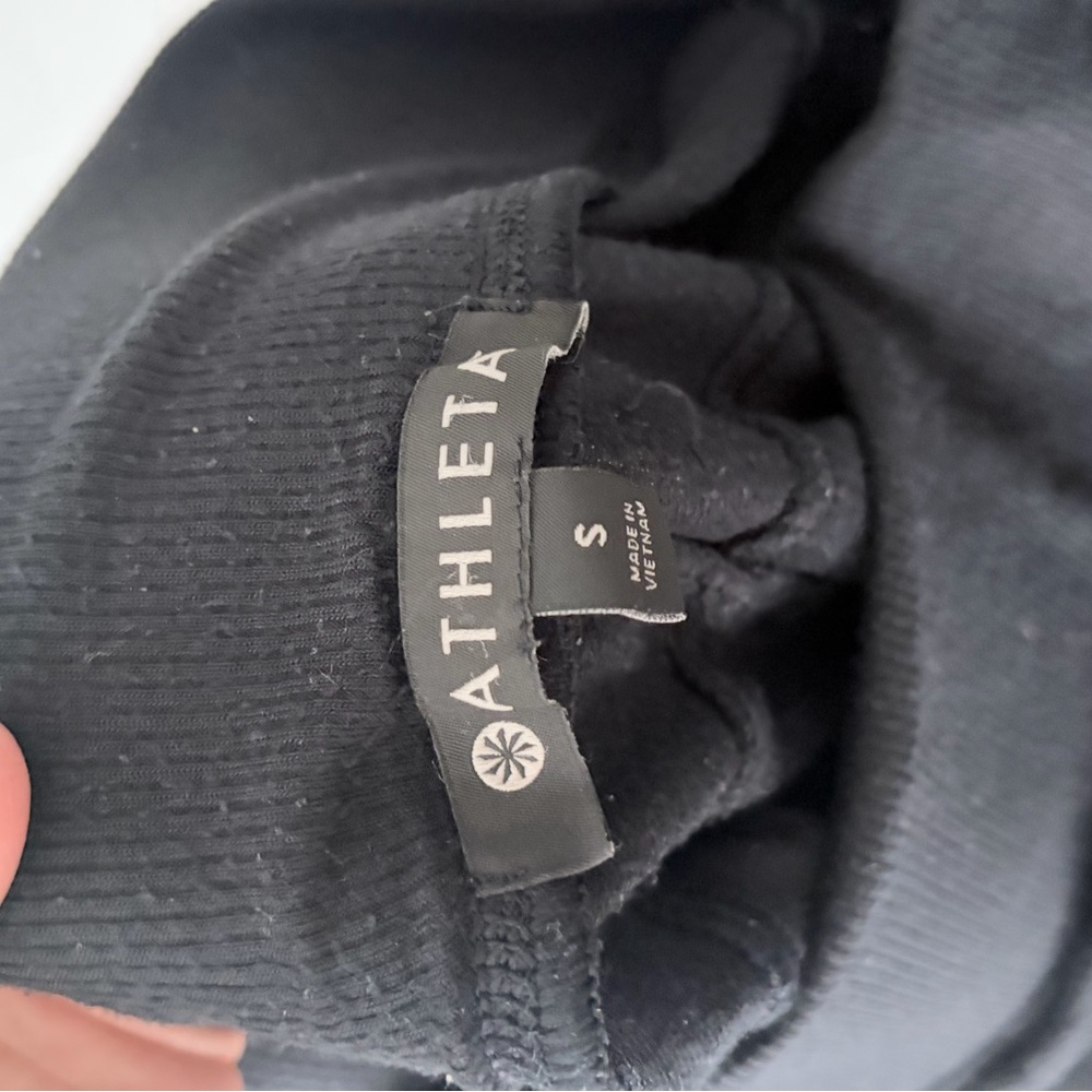 Athleta Black Athletic Lounge Shorts - Picture 3 of 8